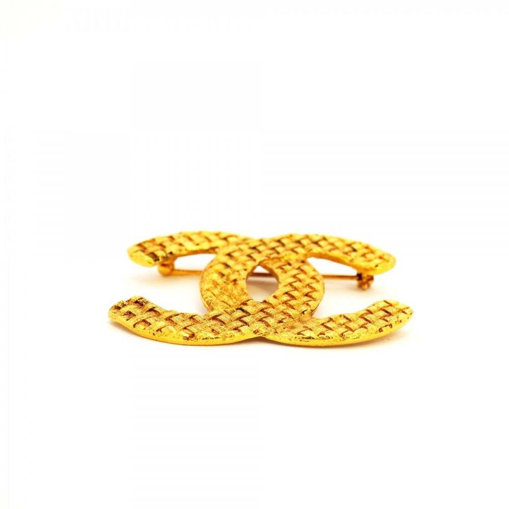 CHANEL Gold Logo Brooch - Picture 3 of 7
